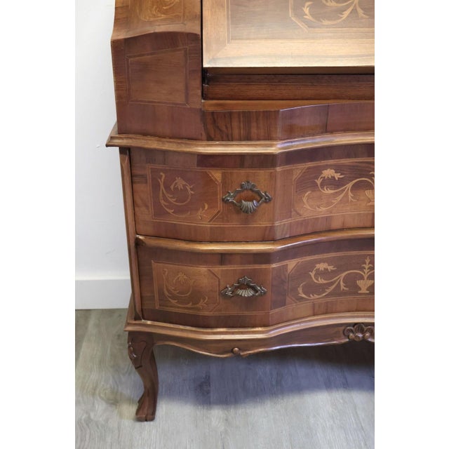 Italian Bombe Walnut Marquetry Secretary Desk, Circa 1950s For Sale - Image 10 of 18