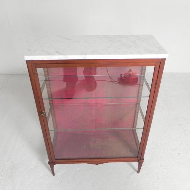 Mahogany Display Cabinet with Marble Top, 1920s For Sale - Image 4 of 18