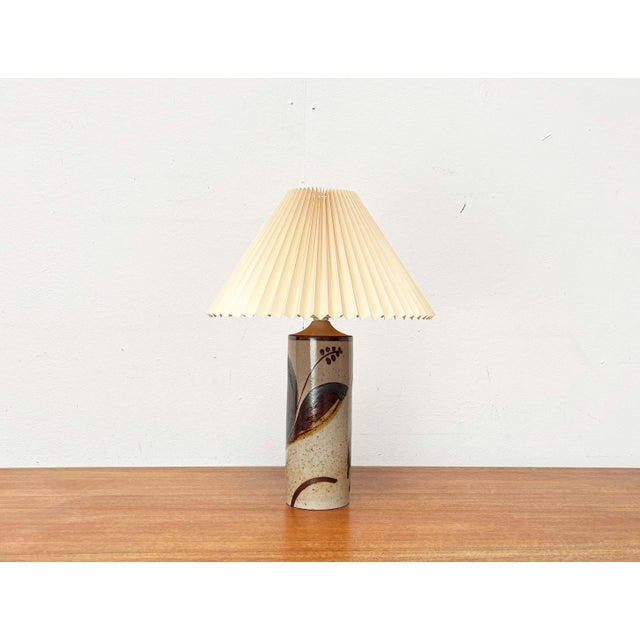 Mid-Century Modern Danish Lilia Series Studio Pottery Table Lamp by Haico Nitzsche for Søholm For Sale - Image 11 of 18