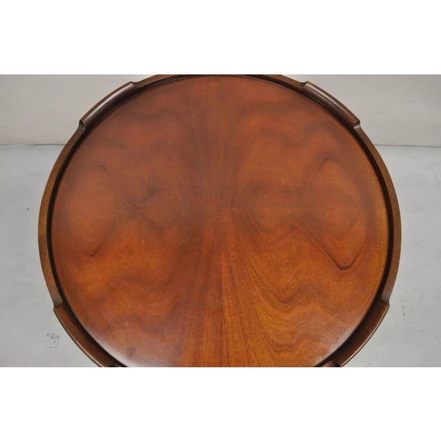 Wood Vintage Baker Furniture Chinese Chippendale Mahogany Fretwork Round Side Table For Sale - Image 7 of 10