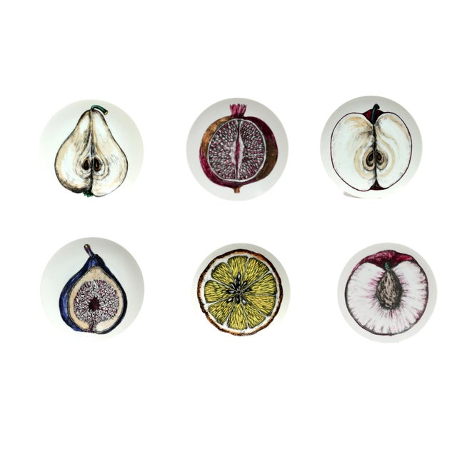 Nature Dissected: Set of Six Fornasetti "Sezioni Di Frutta" Plates Circa 1960s For Sale In Philadelphia - Image 6 of 13