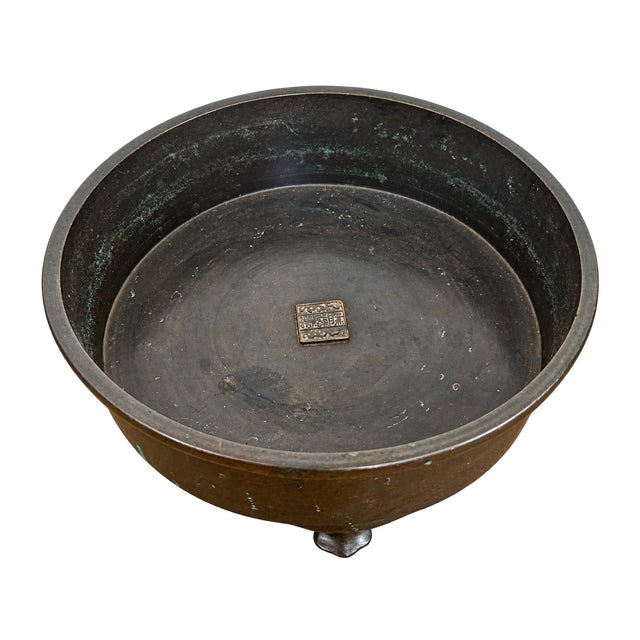 Asian Antique 19th C. Chinese Bronze Tripod Narcissus Basin With Qing Family Seal For Sale - Image 3 of 5