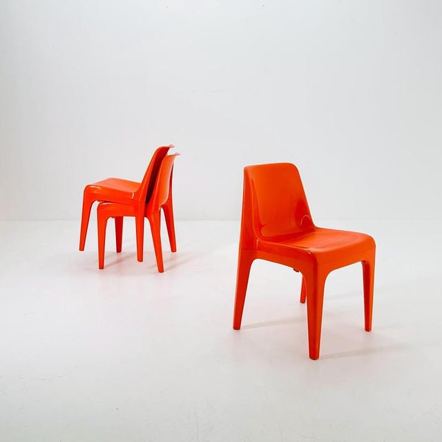 Original 1970s Space Age Chair – Model 4973 Designed by Schröder & Henzelmann for Vlotho Uffeln, this striking chair is a...