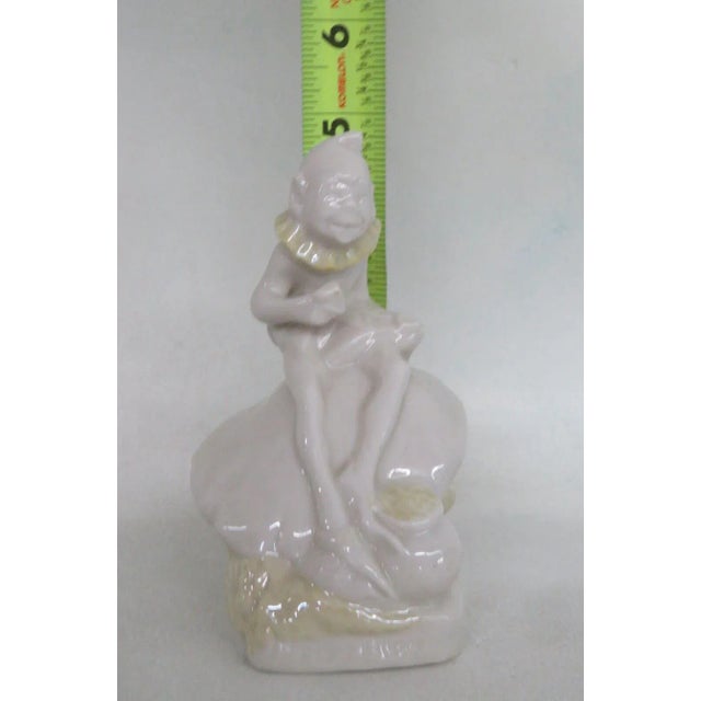 Belleek Pottery Ltd. Belleek Ireland Porcelain Ivory Yellow Luster Leprechaun Figurine For Sale - Image 4 of 10