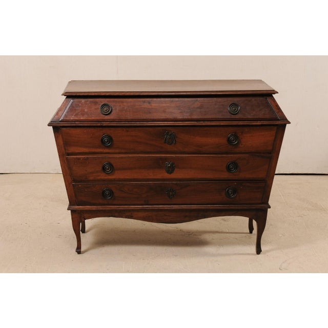 Late 18th Century Italian Walnut Wood Commode For Sale - Image 4 of 12