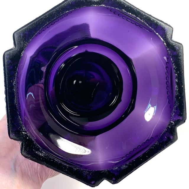 Late 19th Century Tall Amethyst Glass Oil Lamp With Brass Burner For Sale In Louisville - Image 6 of 12