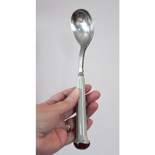1970s Boho Chic Denby Regency Jewel White flatware 1 serving spoon For Sale - Image 17 of 17