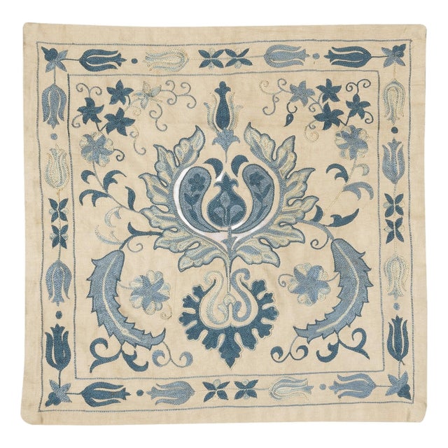 20"x20" 100% Silk Cushion Cover. Embroidered Lace Pillow. New Toss Pillow For Sale