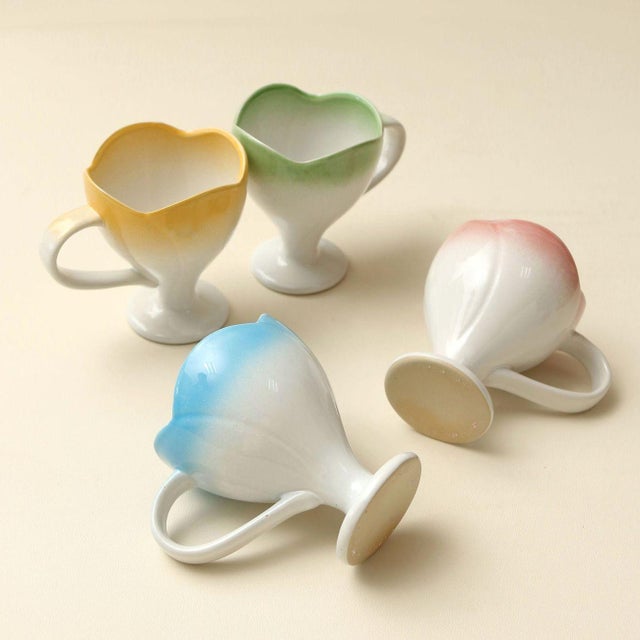 2020s Art Deco Flower-Shaped Ceramic Coffee Cup - Set of 4 For Sale - Image 5 of 8