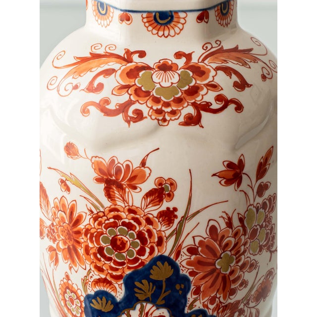 Imari Red Blue Gold Ceramic Table Lamps with Silk Shades from Royal Delft, 1970s, Set of 2 For Sale - Image 4 of 18