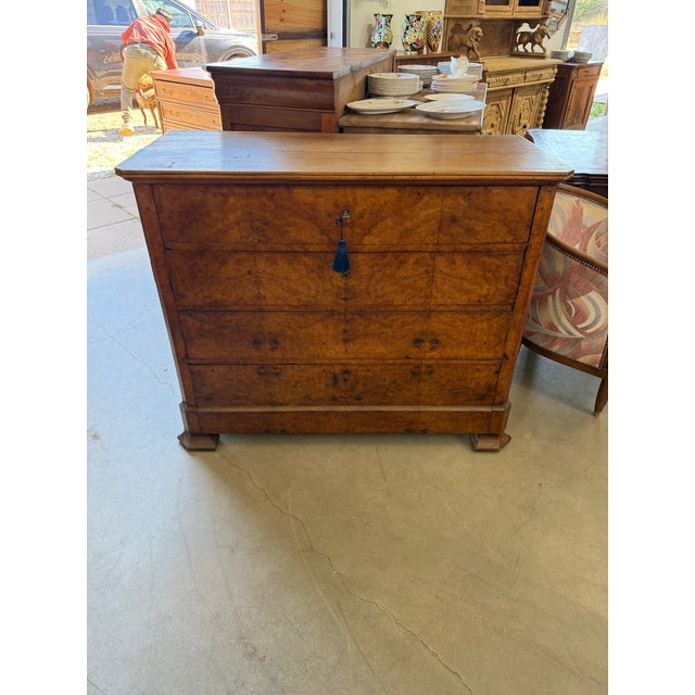 19th Century Louis Philippe Burl Walnut Chest of Drawer / Commodes For Sale - Image 4 of 12