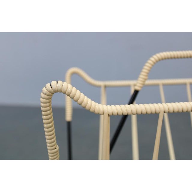 Gold Mid-Century Modern Italian Magazine Holder in Lacquered Iron, 1960s For Sale - Image 8 of 9