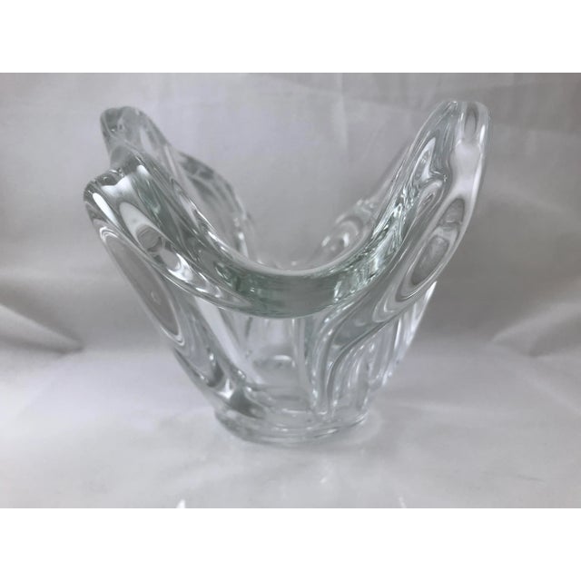 For your consideration is this stunning centerpiece bowl, hand blown by the french company Art Vannes. Wonderful thick...
