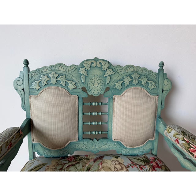 1970’s Palm Beach Victorian–Style Carved Wood Turquoise Painted Loveseat by Sherrill Furniture For Sale - Image 4 of 10