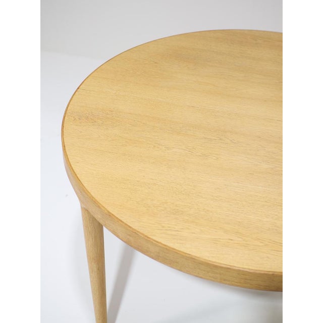 Danish Extendable Round Dining Table in Oak, 1960s For Sale - Image 13 of 18