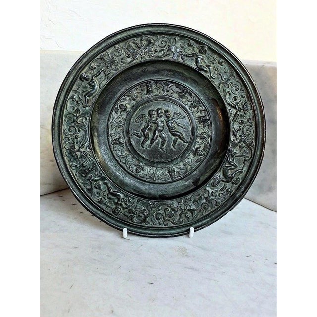 19th Century Victorian Grand Tour Bronze Plate Material: Bronze A decorative 19th-century Victorian Grand Tour bronze...
