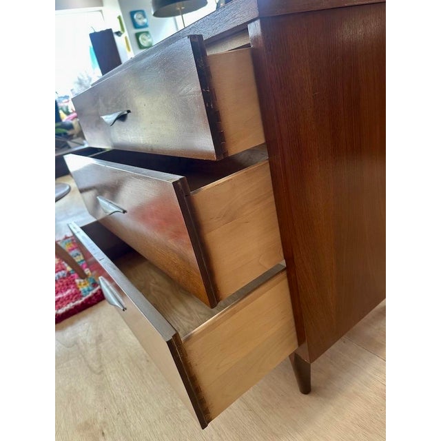 Mid Century 3 Drawer Chest / Dresser For Sale - Image 10 of 12