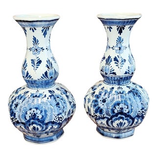 Early 20th Century Delfts Blauw Handwerk Holland Vases- a Pair For Sale