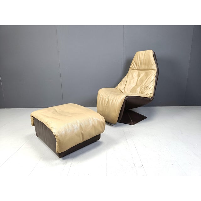 Mid-Century Modern Set of Vintage Leather Swivel Chair and Ottoman, 1970s For Sale - Image 3 of 11