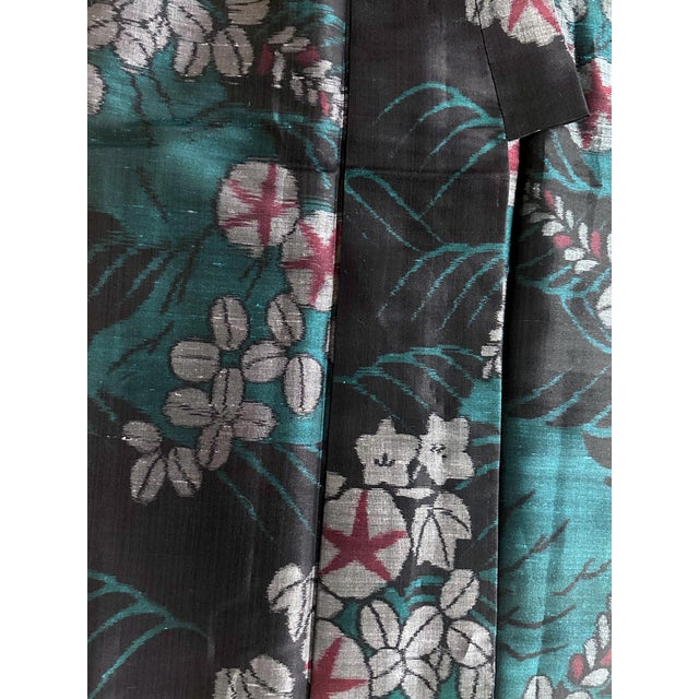 Mid 20th Century Exceptional Japanese Summer Asa Hitoe Weft Ikat Kimono Provenance For Sale - Image 11 of 11