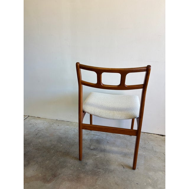 D-Scan 1960s Danish Teak Midcentury Dining Chair, by D-Scan For Sale - Image 4 of 6