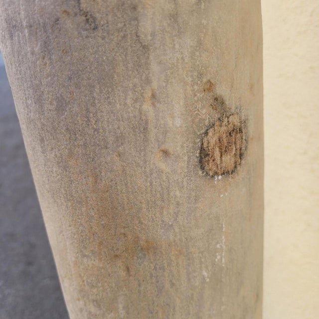 White Column in Sculpted White Marble For Sale - Image 8 of 18