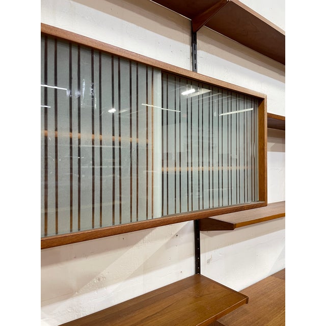 Danish Modern Wall Unit of Shelving System by Kai Kristiansen for Fm Mobler For Sale - Image 9 of 10
