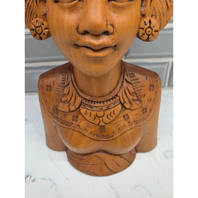 Wood Mid-Century Balinese Art Deco Crowned Legong Dancer Bust in Premium Hardwood For Sale - Image 7 of 12
