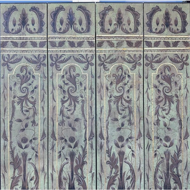 1920s Italian Art Deco Chinoiserie Four-Panel Hand-Painted Screen With Gold Gilt – Sage Green For Sale - Image 4 of 18