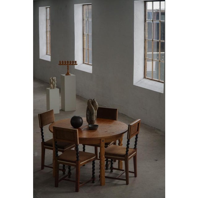 Mid-Century Danish Round Extendable Dining Table in Oak, 1960s For Sale - Image 6 of 18