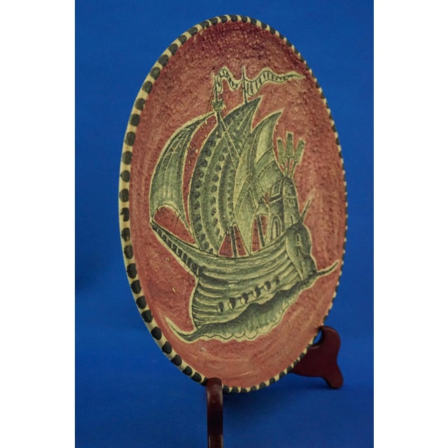 1920s Ceramic Plate with Sailing Ship at Sea Motif attributed to Guido Gambone for Avallone Vietri, Italy, 1920s For Sale - Image 5 of 18
