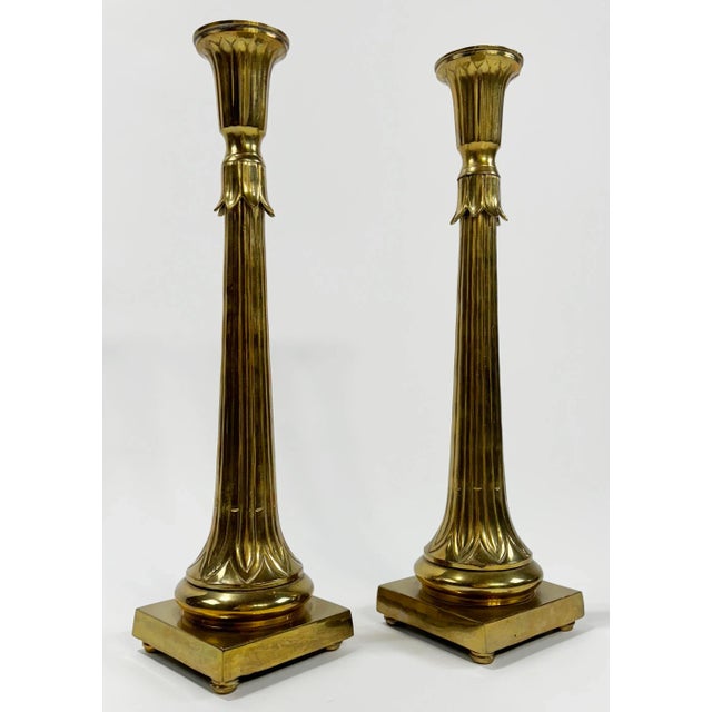 Hollywood Regency Grand Vintage Fluted Brass Candlesticks, a Pair For Sale - Image 3 of 9