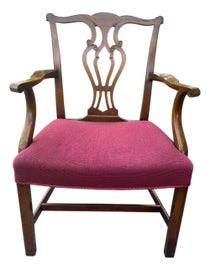 Example of Saybolt Cleland Inc. Seating