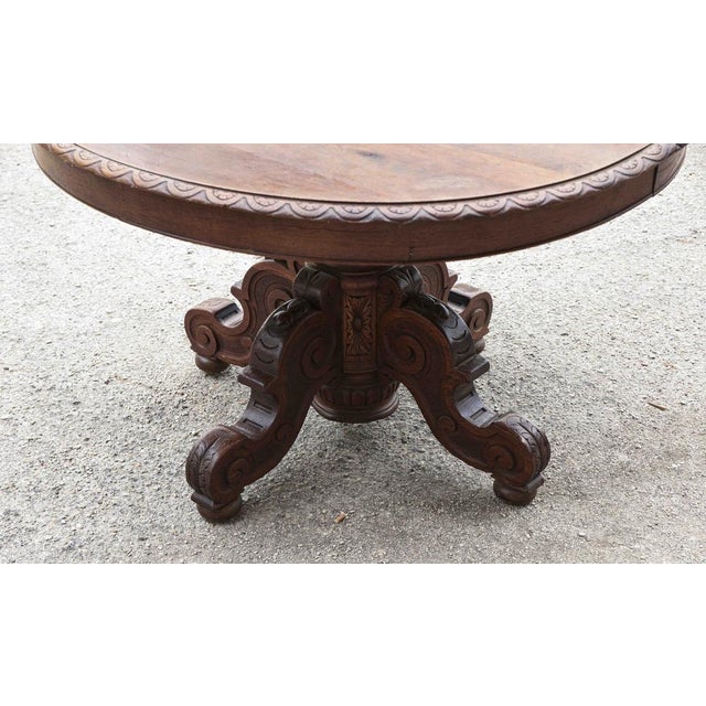 Late 19th Century Extendable Round Oak Table For Sale - Image 12 of 18
