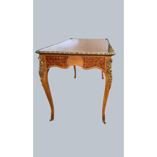Louis XV Bureau Plat Desk For Sale In Los Angeles - Image 6 of 7