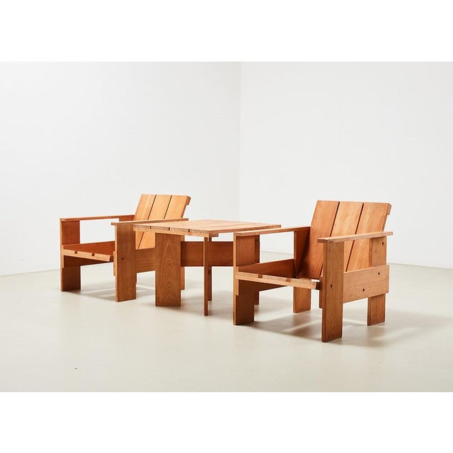 Modern Crate Chairs and Table by Gerrit Rietveld for Cassina, 1979, Set of 3 For Sale - Image 3 of 13