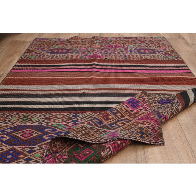 Tribal 1970s Vintage Turkish Oushak Handmade Wool Cotton Pink Runner Rug For Sale - Image 3 of 11