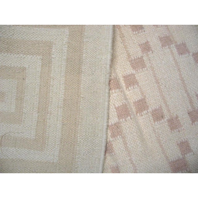 Mid 20th Century 1960s White Diamond Modern Vintage Indian Dhurrie Rug 13' 5"x28' Cotton Carpet For Sale - Image 5 of 6