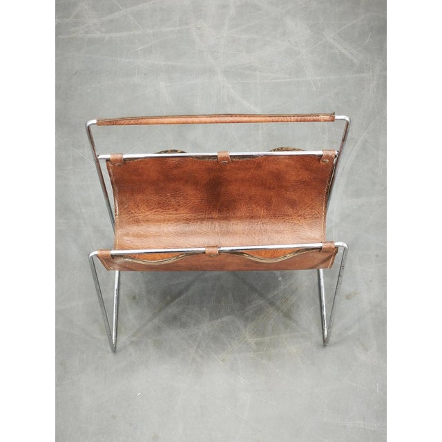 Italian Modernist Leather and Chrome Magazine Rack, 1980s For Sale - Image 6 of 11