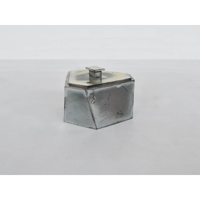 Art Deco Cubista Pewter Table Objects and Vase, 1920, Set of 5 For Sale - Image 4 of 7