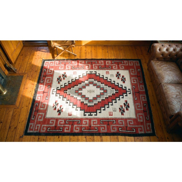 Ivory 1930s Ivory Red Medallion Antique American Navajo Rug Ganado 5' X 7'5" Flatweave Wool Carpet For Sale - Image 8 of 9