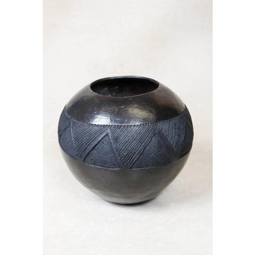 Zulu Pot in Clay For Sale - Image 3 of 5