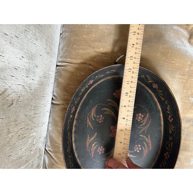 Hand Painted Tole Tray For Sale In Philadelphia - Image 6 of 7
