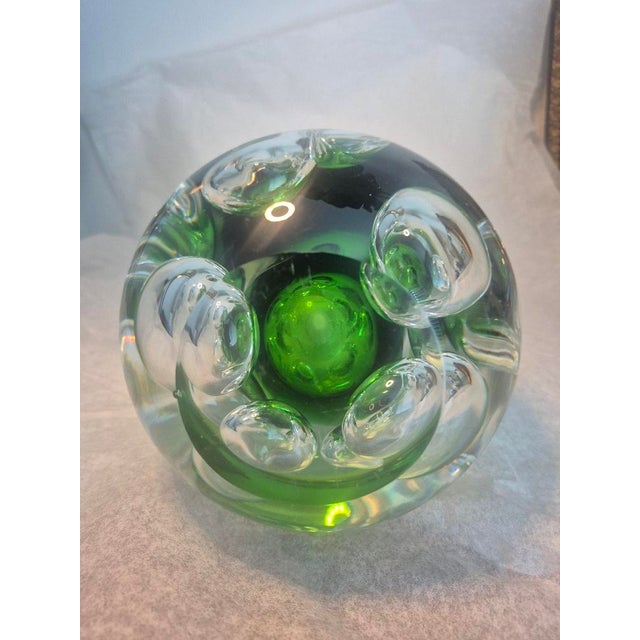 Mid-Century Modern Vintage Mid-Century Modern "Sommerso" Art Glass Vase For Sale - Image 3 of 4