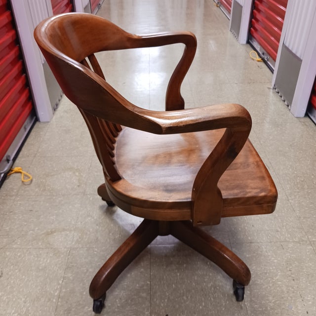 Mid-Century Traditional Taylor Chair Co. Solid Birch Walnut Swivel Banker's Chair For Sale - Image 4 of 14