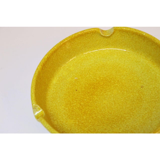 Italian Modernist Yellow Ceramic Ashtray by Raymor For Sale - Image 9 of 11