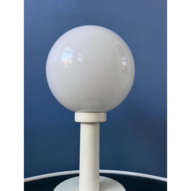 White Mid-Century Space Age White Opaline Glass Table Lamp For Sale - Image 8 of 10