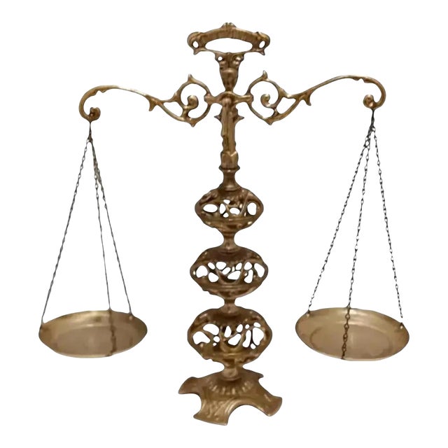 1960s Hollywood Regency Ornate Decorative Filigree Balance Scale For Sale