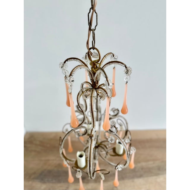 Venetian Style Beaded Brass Chandelier with Pink Murano Glass Drops, Italy, 1950s For Sale - Image 17 of 18