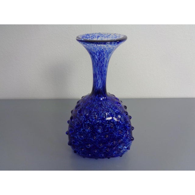 Italian Blue Bubble Glass Vase, 1960s For Sale - Image 3 of 18